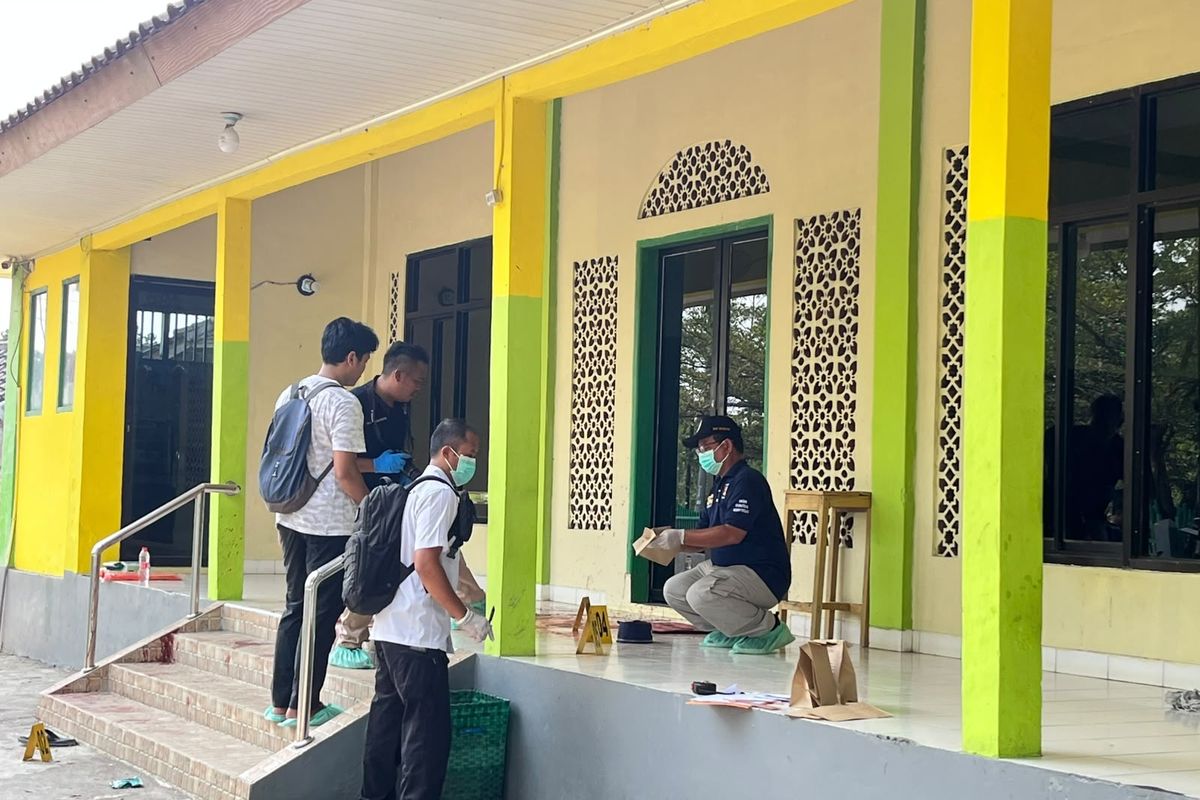 tragedi-pembunuhan-marbut-masjid-di-purwakarta-pelaku-serang-korban-yang-hendak-azan