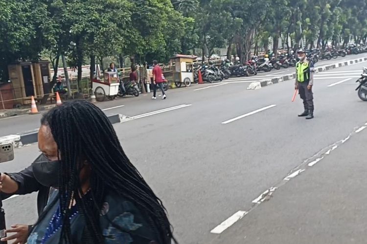 Istri Lukas Enembe Bungkam Saat Ditanya Dugaan Aliran Dana ke OPM