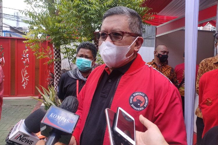 PDI-P Lebih Pertimbangkan Ahok Pimpin IKN, Hasto: Bu Risma Memenuhi Kualifikasi, tapi