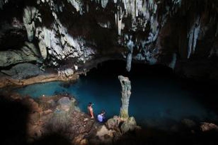 Mengintip Keindahan Gua Rangko di Labuan Bajo, Bisa Berenang di Kolam Jernih Kebiruan