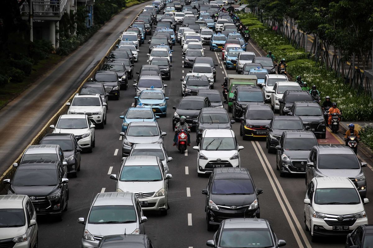 Menjaga Kesehatan Mental saat Menghadapi Macet di Jalan