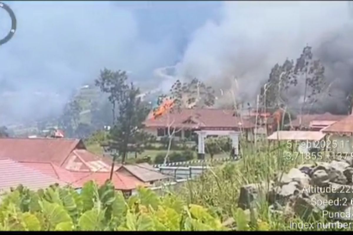 Bentrok di Puncak Jaya Pasca-putusan MK, Satu Orang Meninggal, 123 Orang Luka-Luka
