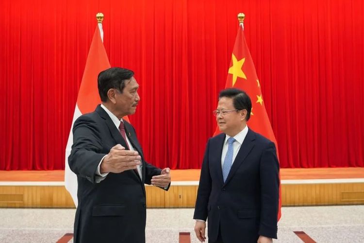 Luhut Ajak Ketua Komisi Pembangunan China Zheng S. Lihat Langsung Proyek KCJB&IKN