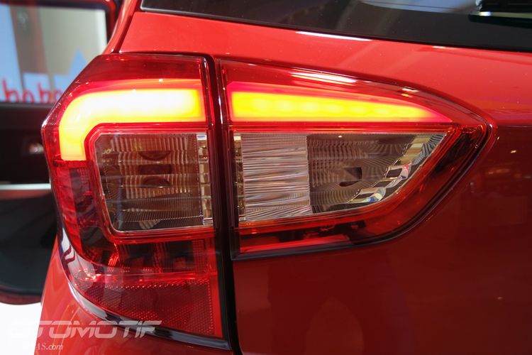 Bahaya, Jangan Sembarangan Ubah Warna Lampu Sein Kendaraan