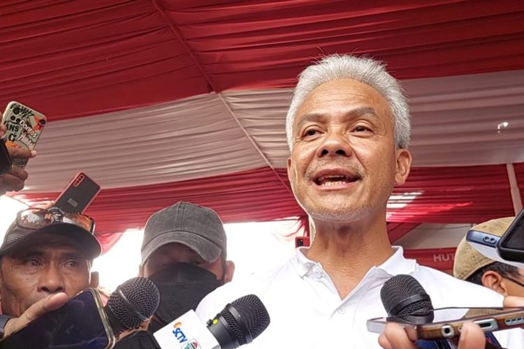 Keliling Jawa Tengah, Ganjar: Nanti Akan Ada yang Ikut Berkunjung, Lihat Saja