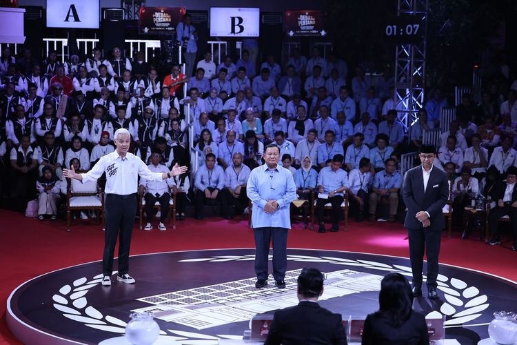 Usai Debat, Anies dan Ganjar Ladeni Pertanyaan Wartawan, Prabowo Langsung Pulang