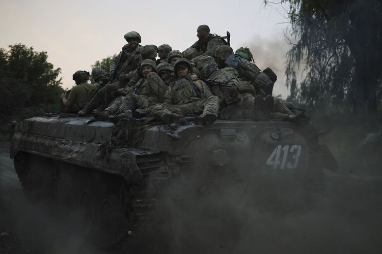 ukraina-hancurkan-formasi-rusia-di-garis-depan-wilayah-donetsk
