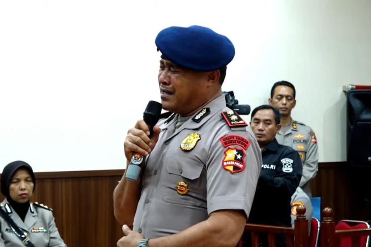 Sudah 34.222 Orang Tandatangani Petisi Tolak Pemecatan Kompol Cosmas!