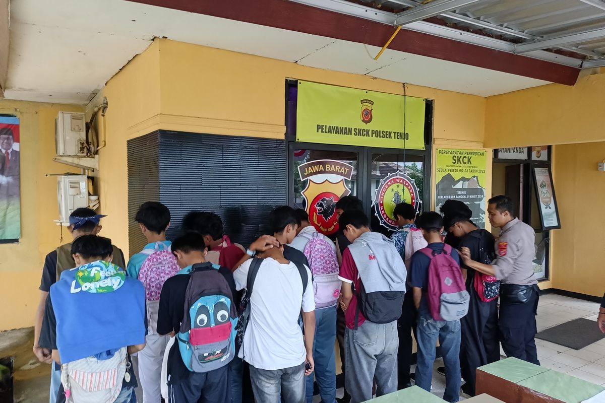 Cerita Pelajar Bogor Terjaring Penyekatan Demo, Berangkat karena "FYP IG"