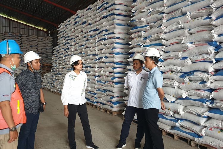 pupuk-subsidi-langka-bumn-pupuk-dapat-suntikan-rp-31