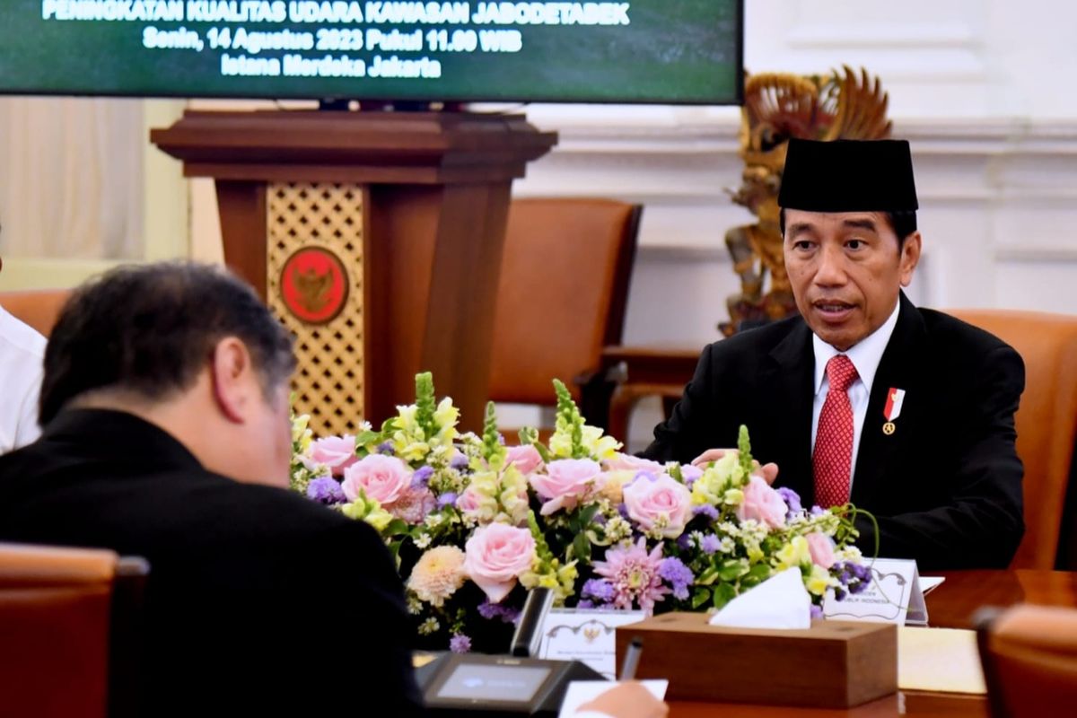 kualitas-udara-memburuk-jokowi-perintahkan-percepatan-euro-5