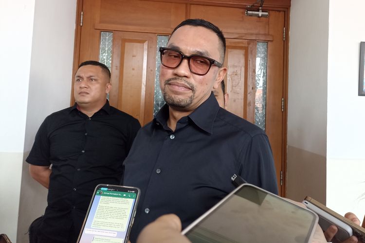 Surya Paloh Pilih Sahroni ketimbang Anies untuk Pilgub DKI 2024