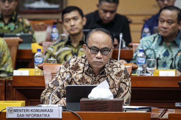 Budi Arie Didesak Mundur, Projo: Masak Komandan Kabur?