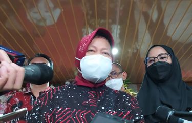 Mensos Risma Positif Covid-19 Sepulang dari Riyadh


