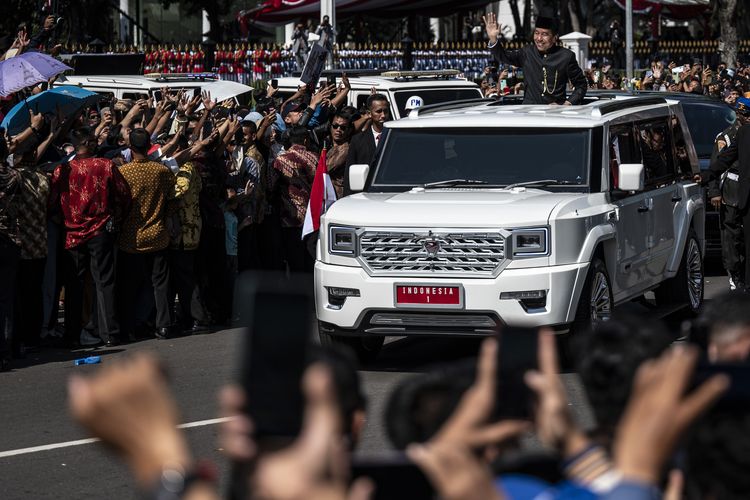 Prabowo Ingin Menteri hingga Eselon I Pakai Mobil Dinas "Maung".