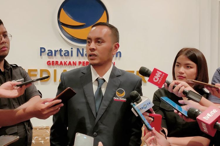 Nasdem Bakal Ajukan Praperadilan atas Penetapan Status Tersangka Plate