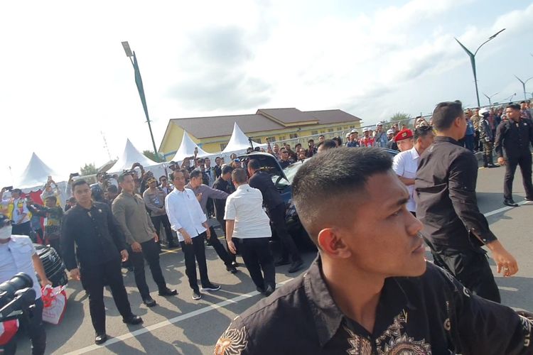 Jokowi Borong 100 Porsi Bakmi Tendaan, Pedagang Kebingungan Kasih Harga