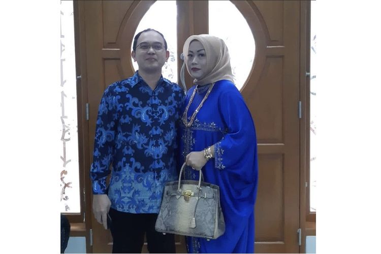 pejabat-dishub-dki-dirotasi-ke-bagian-uji-kir-usai-istri-anak-pamer-harta