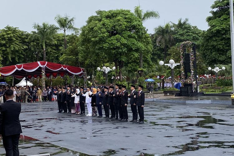 Gibran Tak Hadiri Penyematan Penghargaan Satyalancana di Surabaya