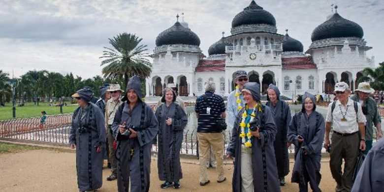 kalahkan-paris-bali-peringkat-1-destinasi-wisata-terbaik-dunia