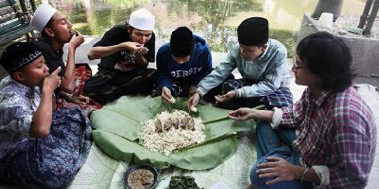 Anda Santri ? Pasti Pernah Merasakan ini