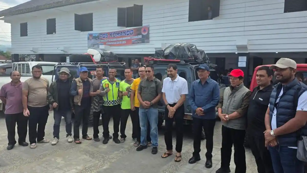TNI Kerahkan 100 Motor Tembus Wilayah Terisolir Aceh, Antar 10 Ton Beras 
