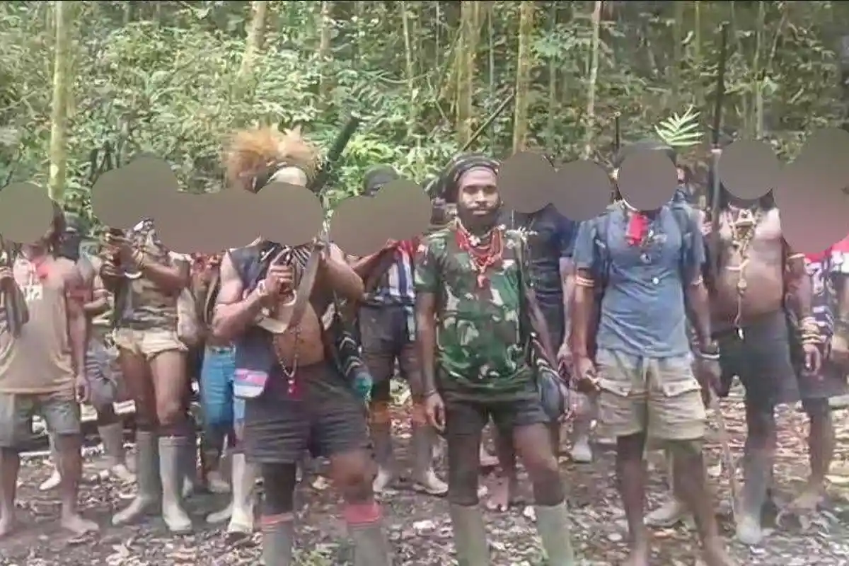 Mayjen Lekagak Talenggen desak diplomat Papua merdeka Bersatu