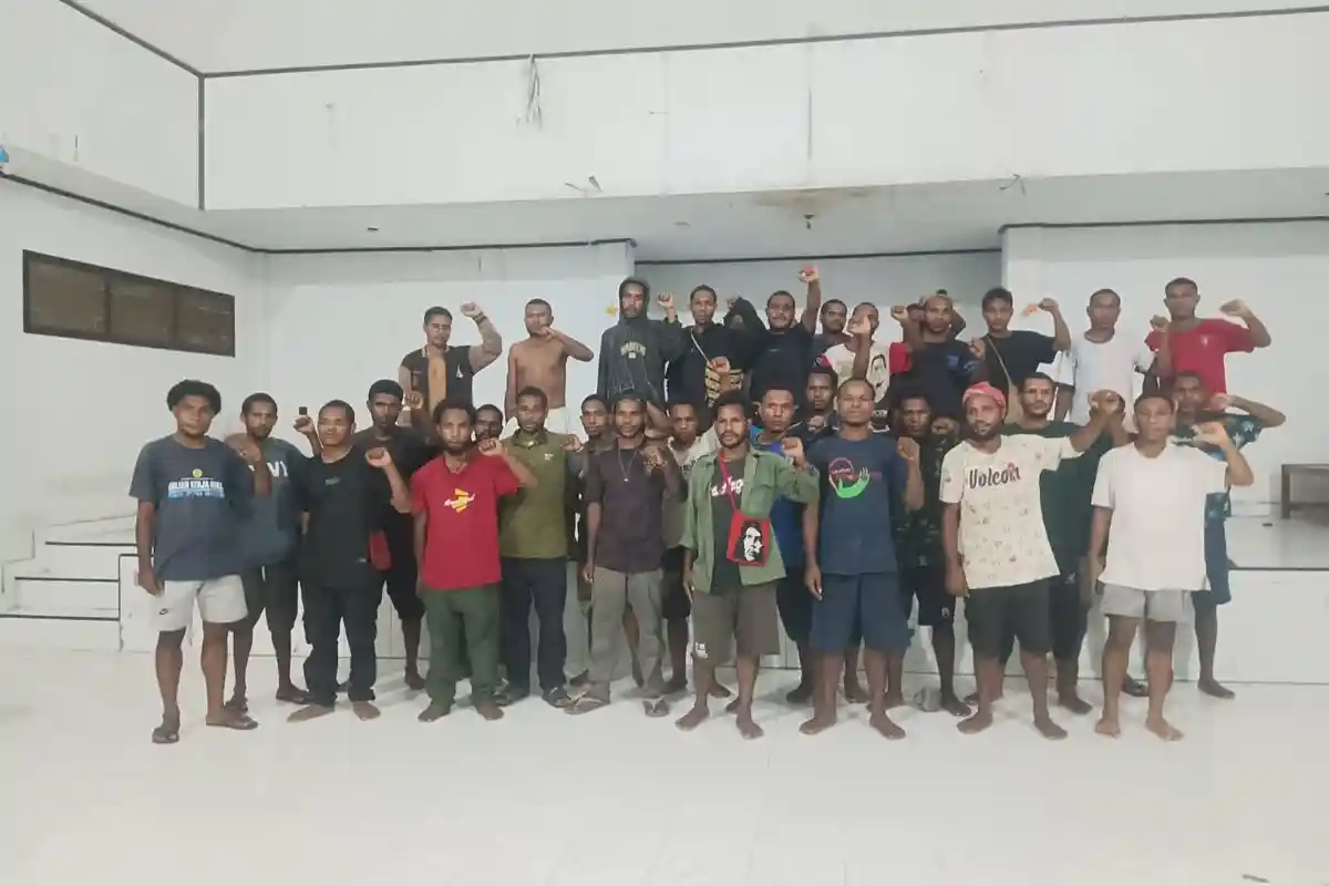 mahasiswa-desak-negara-hentikan-operasi-militer-di-yahukimo-tarik-pasukan