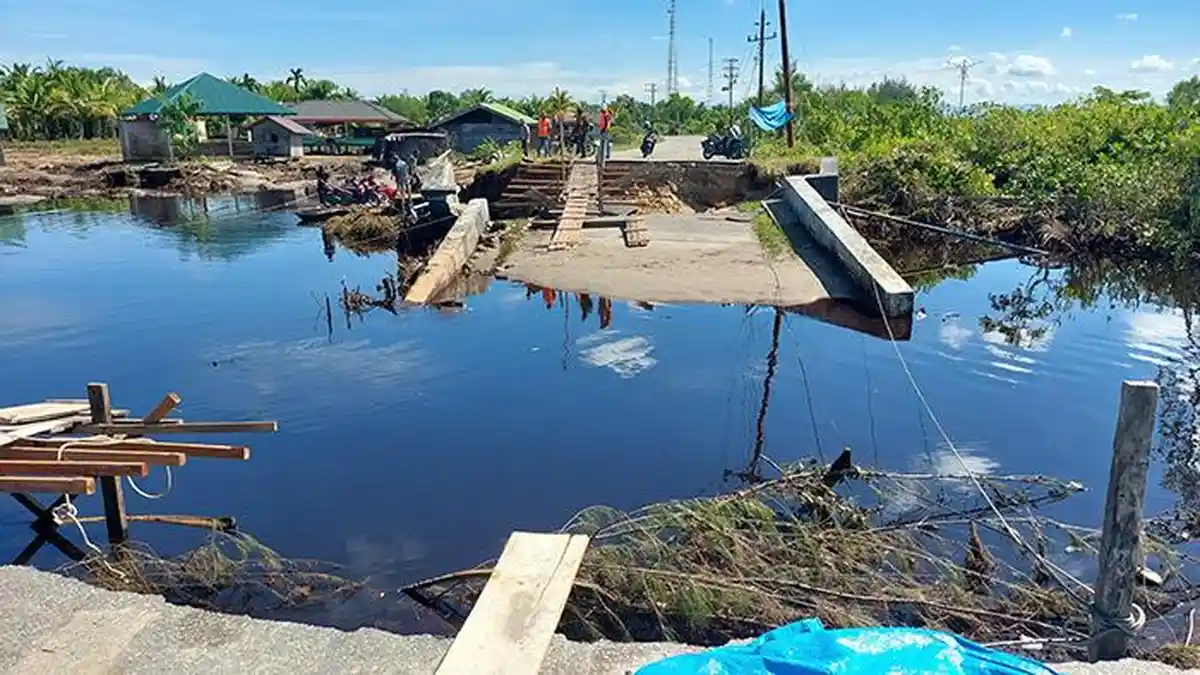 Naik Motor, Wapres Tinjau Penanganan Bencana di Agam