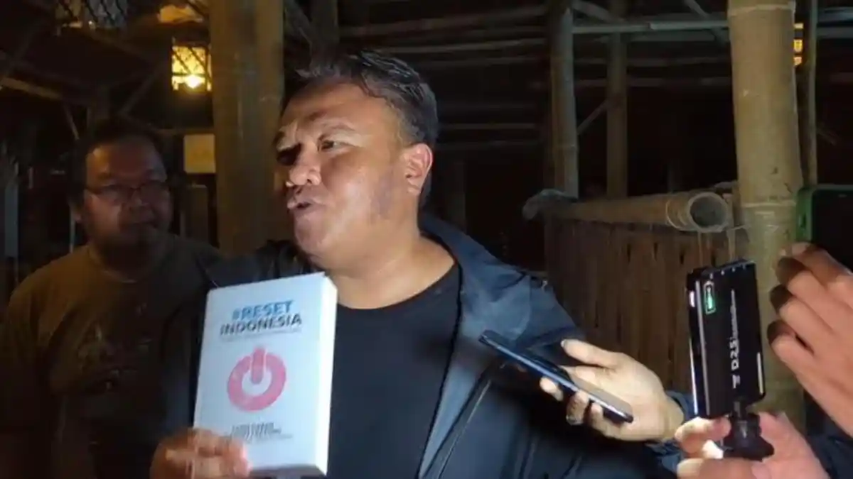 Usai Diskusi Dibubarkan, Tim Penulis Buku Reset Indonesia Diteror OTK di Madiun