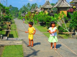 7 KEBIASAAN WAKTU KITA MASIH JADI ANAK SEKOLAH DASAR (SD)