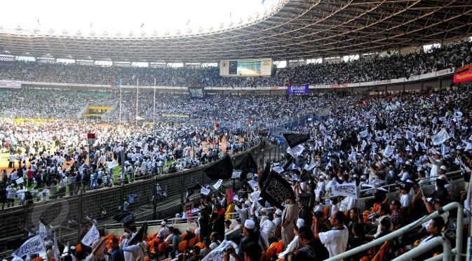 HTI Samarinda demo desak polisi tangkap Ahok terkait surah Al Maidah