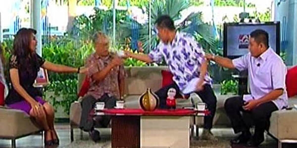 Amnesty Duga Penangkapan Munarman Langgar HAM