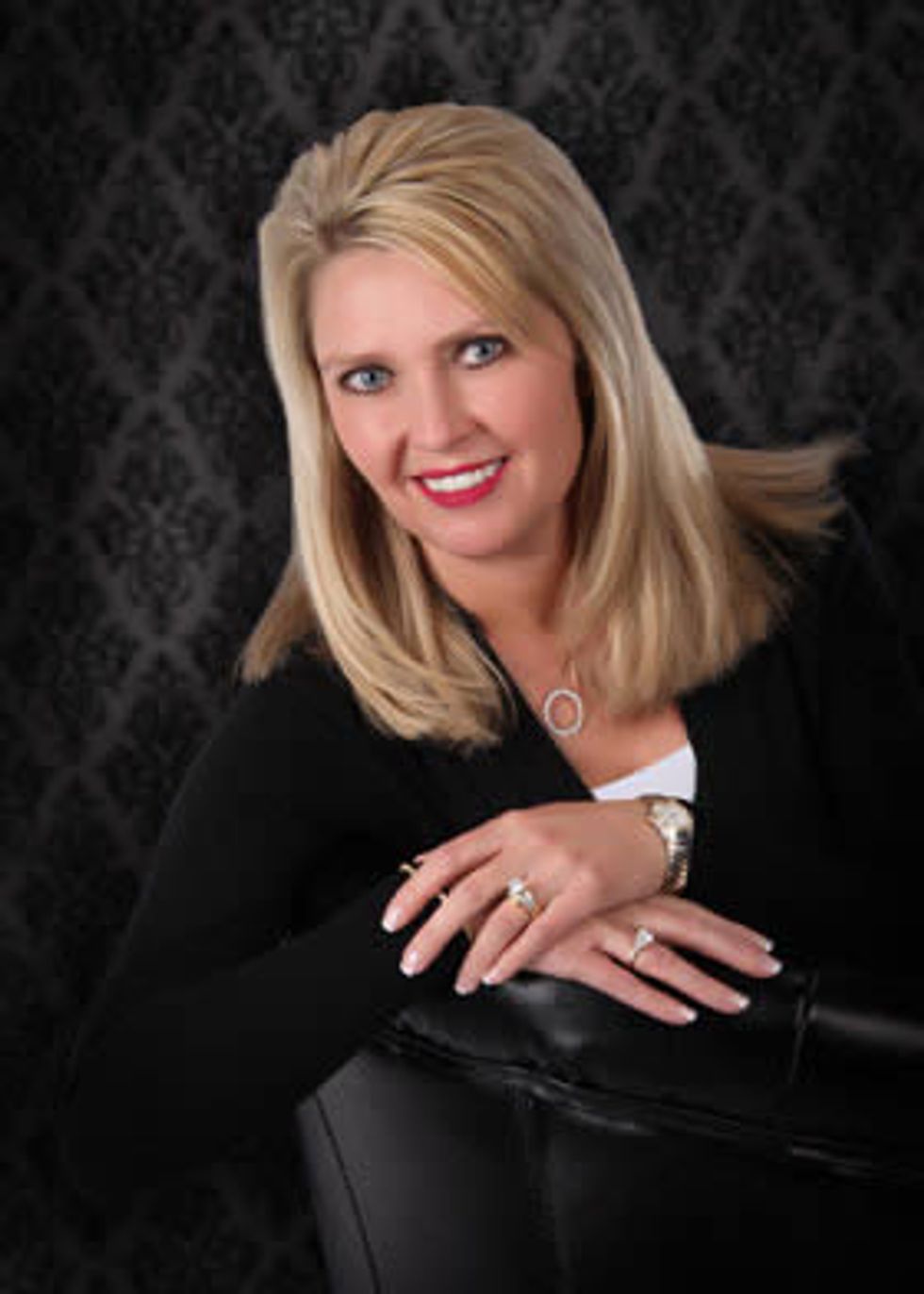 10 Karyawan Yang MembeliPerusahaan TempatBekerjanya