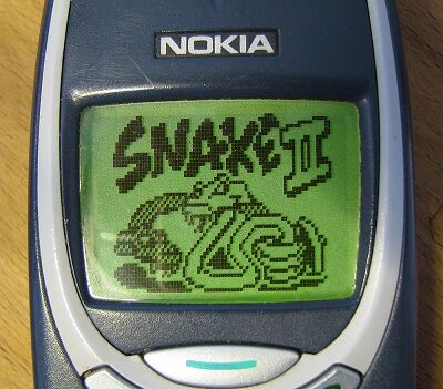 9 Kebiasaan Unik Pengguna Handphone Jadul. Agan yang mana?