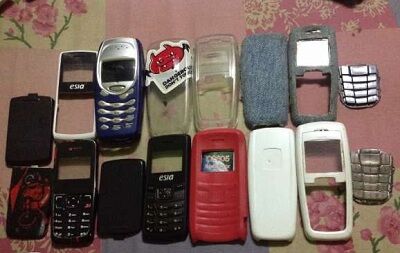 9 Kebiasaan Unik Pengguna Handphone Jadul. Agan yang mana?