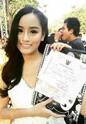 Ente ngaku temen cewek ente atau cewek ente cantik ? bandingin sama ini dulu gan