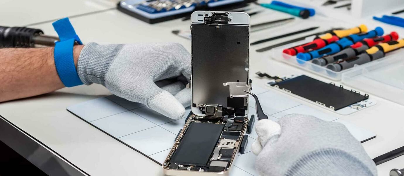 Klaim Garansi Rumit? Perhatikan 4 Hal ini Pada Smartphone Bergaransi Distributor