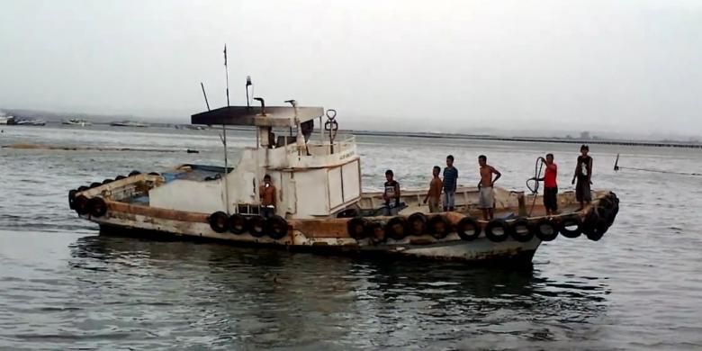 kapal-pengangkut-mayat-alami-kerusakan-mesin-di-pulau-rote