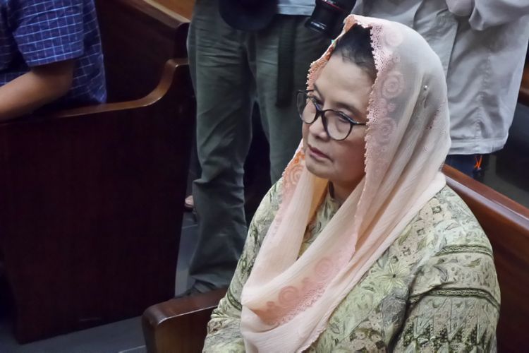 Jaksa Sebut Uang Kasus Korupsi Siti Fadilah Mengalir ke Rekening Amien Rais