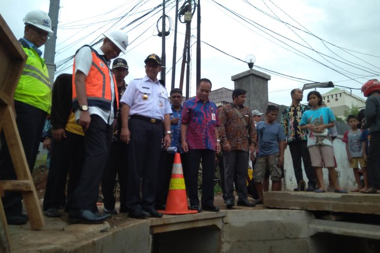 Anies: Tol Becakayu Bermanfaat bagi Pengguna Tol, tetapi...