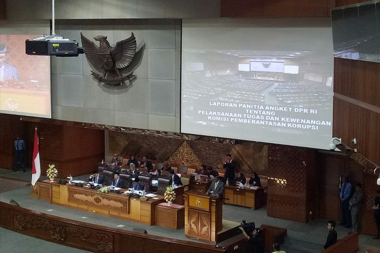 gerindra-walk-out-karena-dicuekin-fahri-saat-interupsi-perpanjangan-pansus-kpk