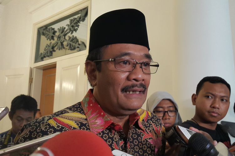 djarot-ada-yang-minta-rusun-tetapi-ponselnya-iphone