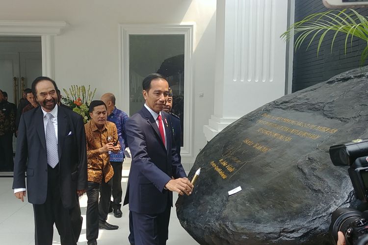 jokowi-yang-tak-setuju-perppu-ormas-silakan-tempuh-jalur-hukum