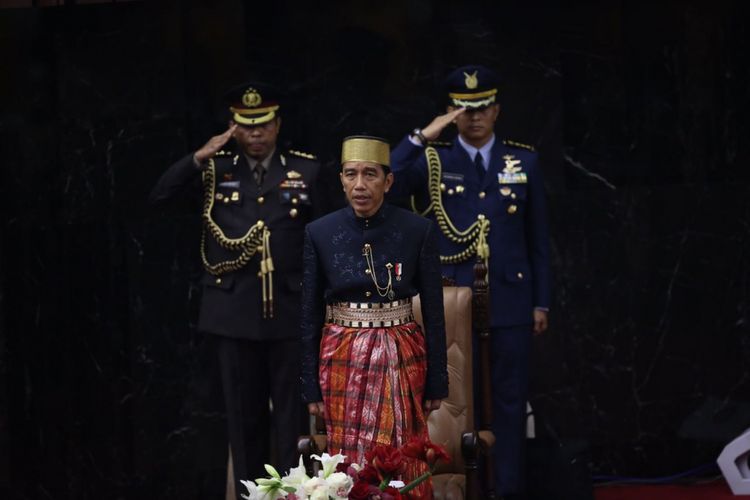 jokowi-anggap-kegaduhan-dpr-kpk-dinamika-biasa-dalam-demokrasi