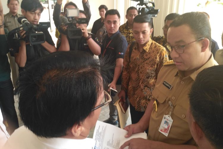 Anies Minta Pejabat DKI Bikin Daftar Masalah Jakarta yang Belum Kelar