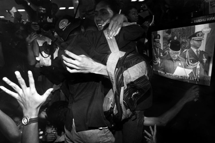 sejarah-internet-di-indonesia-dan-perannya-melengserkan-soeharto