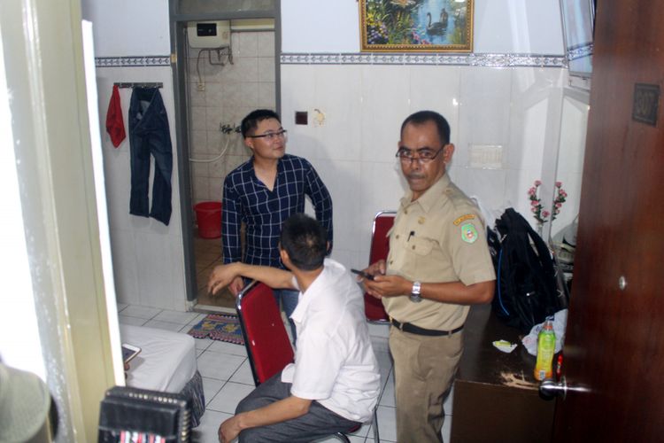 tak-punya-dokumen-resmi---puluhan-tka-asal-china-ditahan