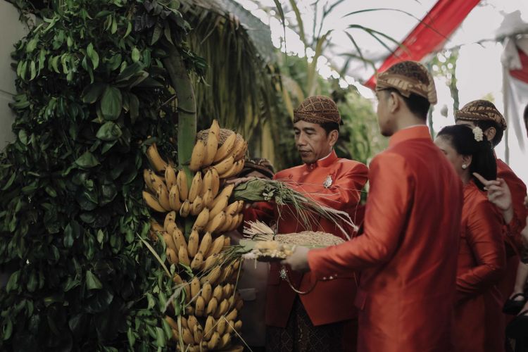 Arti Dekorasi Pada Bleketepe Pernikahan Kahiyang