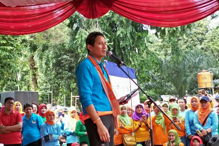 Sandi: &quot;Ketuk Pintu Layani dengan Hati&quot; Diganti Tok-tok atau OK Tok.. 